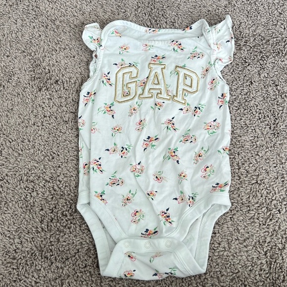 Baby GAP Floral Ruffle Sleeve Onesie - Picture 1 of 5